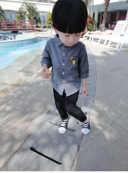 Παδικό βαμβακερό πουκάμισο για  σε δύο διαφορετικά χρώματα