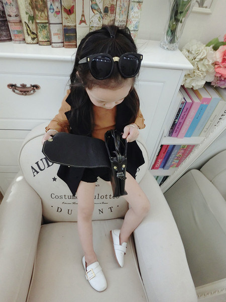 Ежедневен къс панталон за момиченце в четири различни цвята