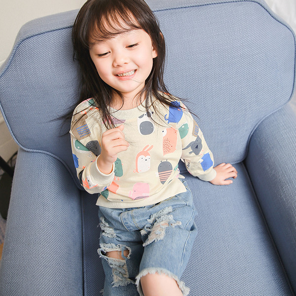 Свежа памучна тениска за сезон пролет/есен с анимации за момичета