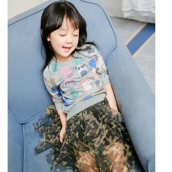 Свежа памучна тениска за сезон пролет/есен с анимации за момичета