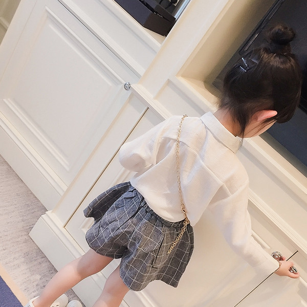 Модерна бяла риза за момичета