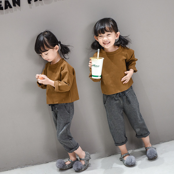 Παιδικό σετ 2 τεμαχίων για μπλούζα και μακρύ παντελόνι για κορίτσια