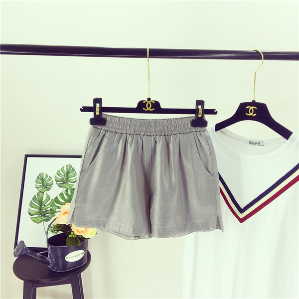 σορτς Casual των γυναικών σε ευρεία παντελόνια