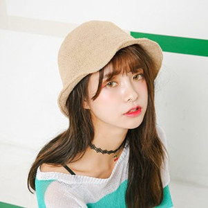 Страхотна дамска сгъваема шапка предпазваща от горещите слънчеви лъчи