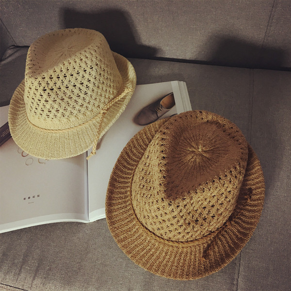 Стилна дамска британска шапка