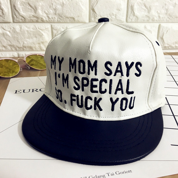 Casual κυρίες καπέλο faux δέρμα με μια ενδιαφέρουσα επιγραφή σε 2 χρώματα