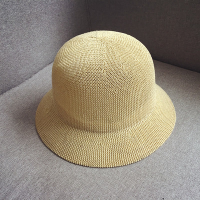 καπέλα Απλή κυρίες για το φθινόπωρο και την άνοιξη