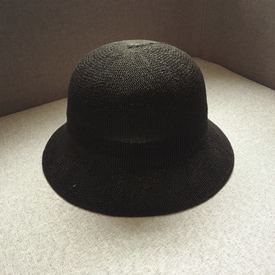 καπέλα Απλή κυρίες για το φθινόπωρο και την άνοιξη