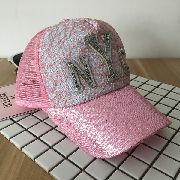 Μεγάλη μοντέλο pillbox με πούλιες