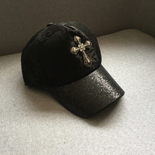 Αποκλειστική κυρίες καπέλο με γείσο - 3 διαφορετικά μοντέλα