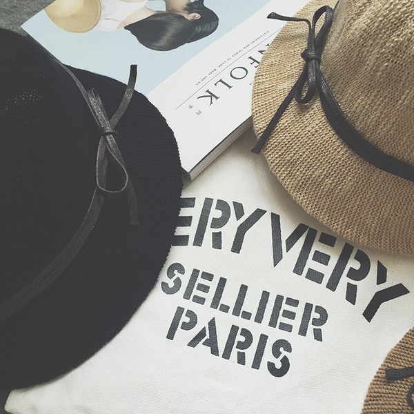 Μεγάλη μοντέλο pillbox σε 3 χρώματα