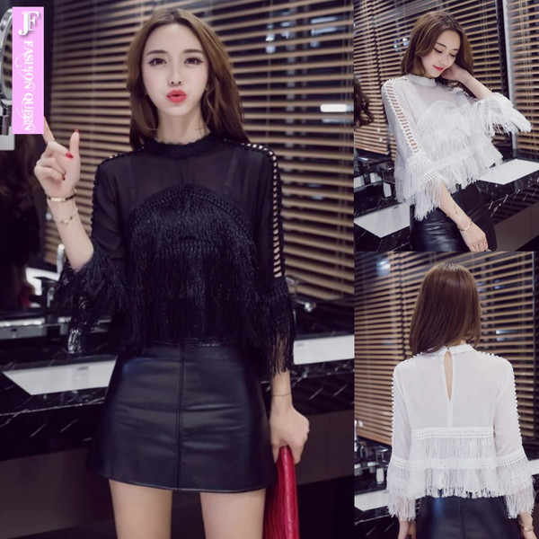 Κυρίες μπλούζα με μεταξωτά μανίκια των κροσσών σε δύο χρώματα