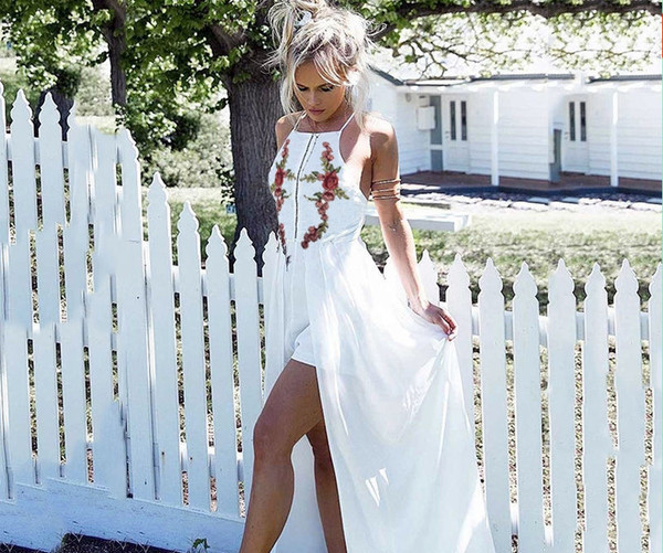 Μεγάλη κυρίες μακρύ φόρεμα κατάλληλο για την παραλία και καθημερινό