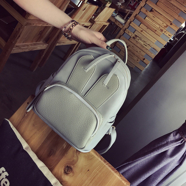 Δερμάτινο γυναικείο σακίδιο  με ιμάντα ώμου σε τέσσερα διαφορετικά χρώματα