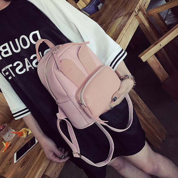 Δερμάτινο γυναικείο σακίδιο  με ιμάντα ώμου σε τέσσερα διαφορετικά χρώματα