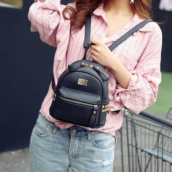 Γυναικείο δερμάτινο σακίδιο σε διάφορα χρώματα