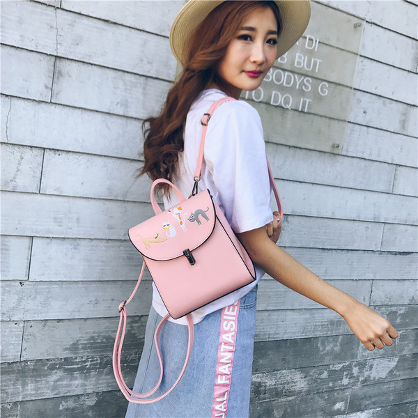 Страхотна дамска чанта с дълга дръжка за през рамо и бродерия с котенца