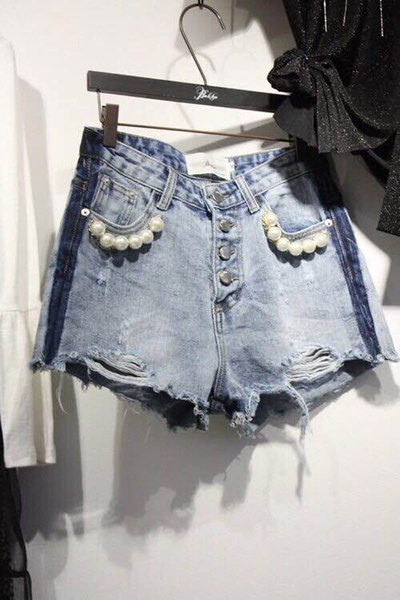 Hit σορτς με μαργαριτάρια γύρω τσέπες