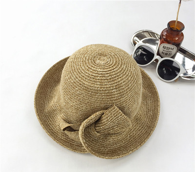 Μεγάλη καπέλο κυρίες παραλία με κορδέλα πολύ ενδιαφέρουσα