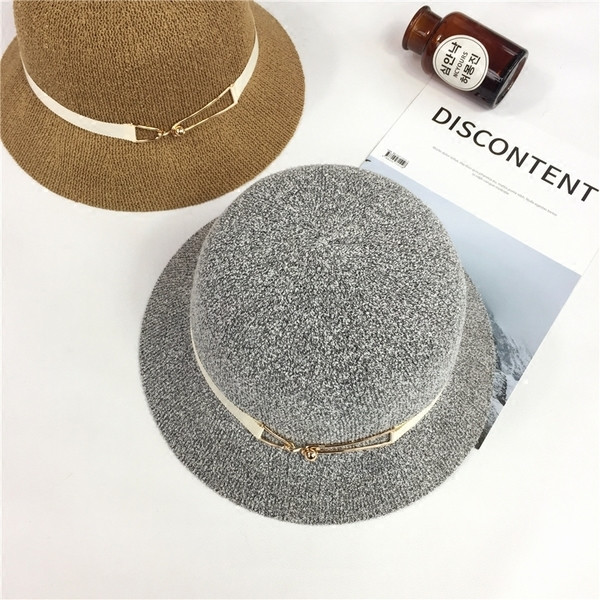 Sport-κομψό pillbox σε μια ποικιλία χρωμάτων