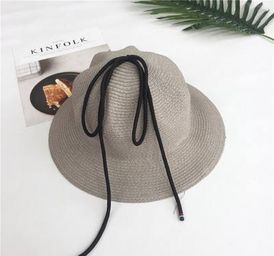 Πλεκτά παραλία κυρία bowler με πολλά ενδιαφέροντα links