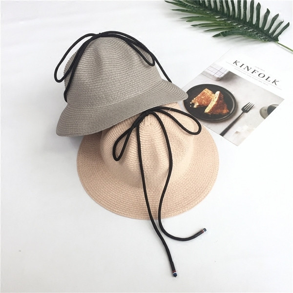 Πλεκτά παραλία κυρία bowler με πολλά ενδιαφέροντα links