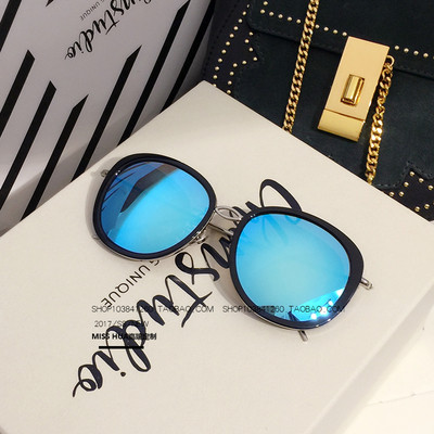 γυαλιά ηλίου κομψές κυρίες σε διάφορα χρώματα