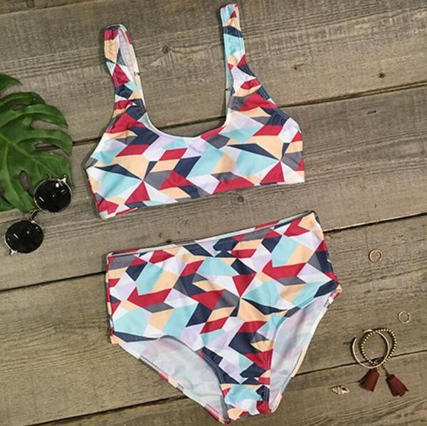 Шарен бански костюм от две части