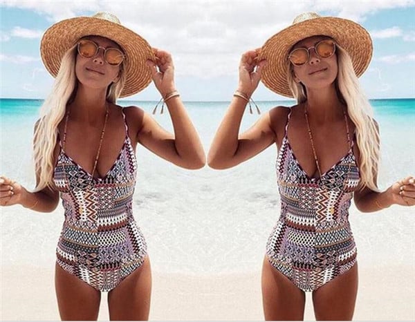 Chic μοντέλο μαγιό - όλα σε ένα