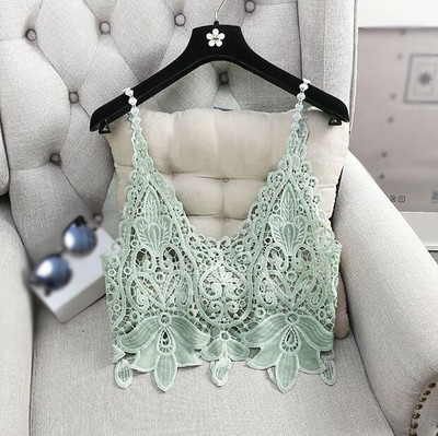 οροφή της δεξαμενής Μοναδικό κυρίες, με διάτρητη δαντέλα