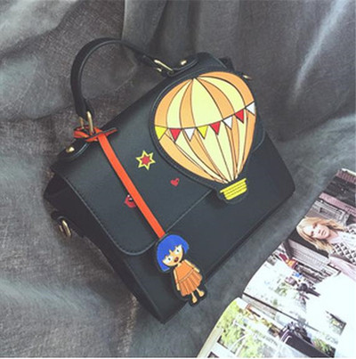 Нестандартна свежа пролетна дамска чанта в различни цветове