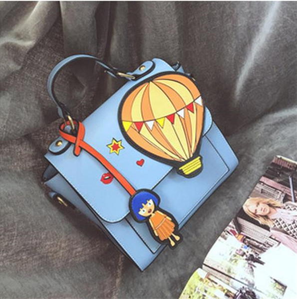 Нестандартна свежа пролетна дамска чанта в различни цветове