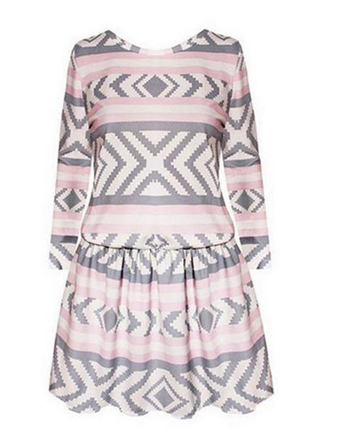 φόρεμα σύντομο κυρίες με μακριά μανίκια σε κομψό, μοντέρνο χρώμα