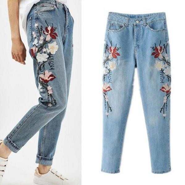 Hit μοντέλο γυναικεία τζιν  με το κέντημα "Boyfriend"