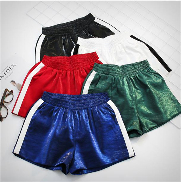 σορτς Πολύχρωμο κυρίες