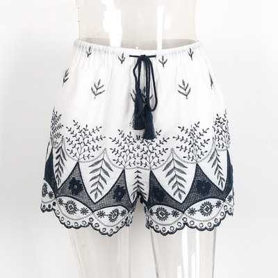 Οι γυναίκες καλοκαίρι σύντομη παντελόνι με ριγέ print σε λευκό και μπλε