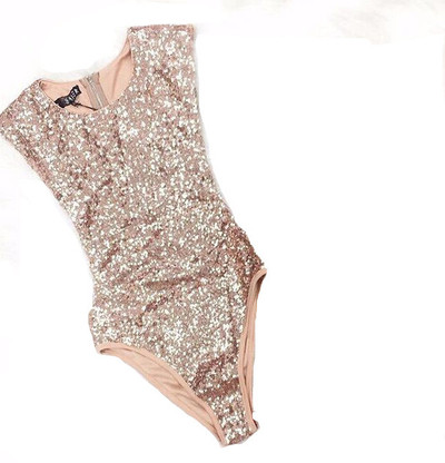 Πλεονεκτήματα: διαμπερές Maillot