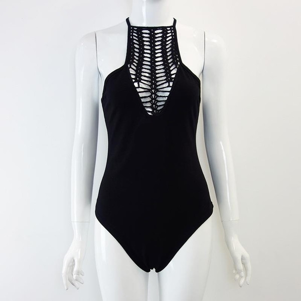 Μεγάλη κυρίες μαύρο σώμα με διαφανή κίνητρα λαιμό και ντεκολτέ