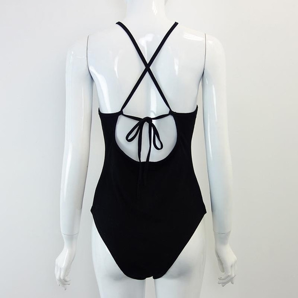 Μεγάλη κυρίες μαύρο σώμα με διαφανή κίνητρα λαιμό και ντεκολτέ