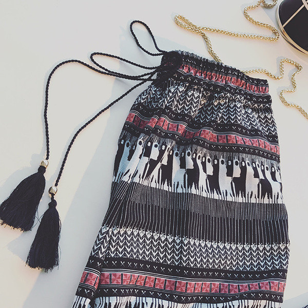 Ежедневни шарени дамски шалвари с писклюлести връзки