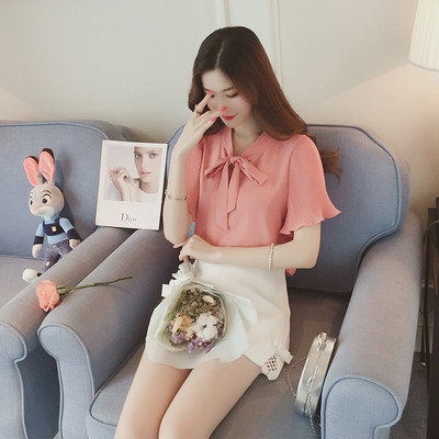 Μεγάλη κυρίες σιφόν πουκάμισο με κοντά μανίκια σε τρία διαφορετικά χρώματα