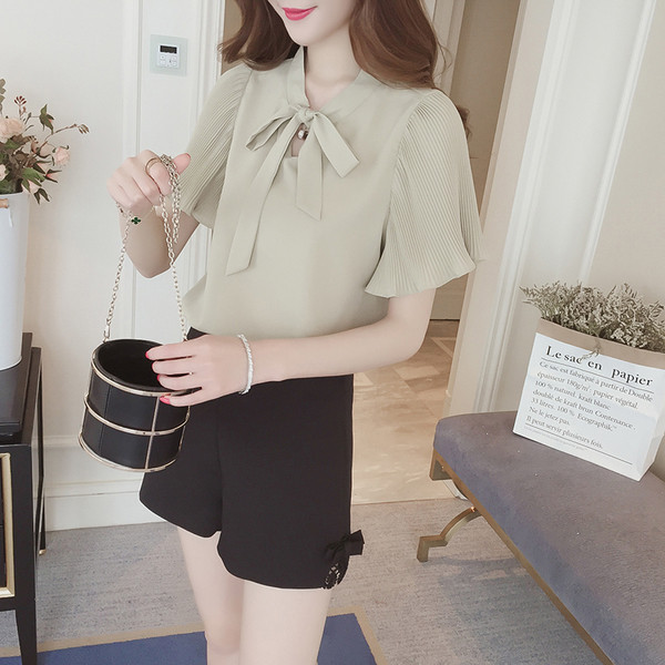 Μεγάλη κυρίες σιφόν πουκάμισο με κοντά μανίκια σε τρία διαφορετικά χρώματα