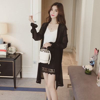 Γυναικεία ζακέτα σιφόν με κεντήματα στα μανίκια