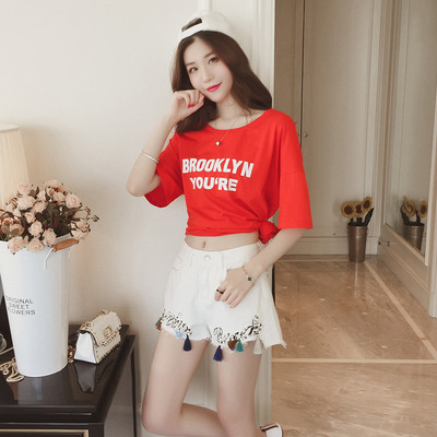 Ευρεία περιστασιακά κορυφές με πολύ ενδιαφέρουσα σύνδεση πίσω