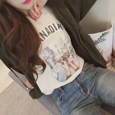 Οι γυναίκες απλό γιλέκο με την επιγραφή και εκτύπωση σε τρία χρώματα