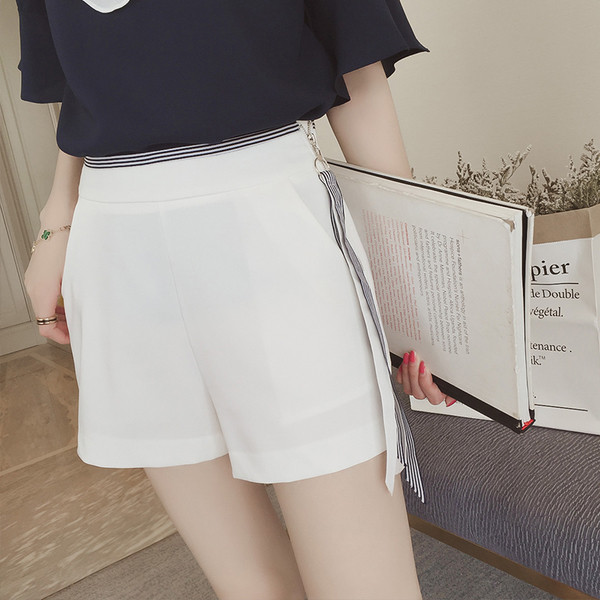 Οι γυναίκες κομψή περιστασιακή αθλητικά σορτς