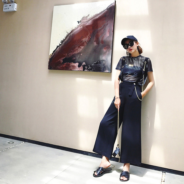 Υπερβολικό διαφανές λεπτό κυρίες T-shirt με κοντά μανίκια