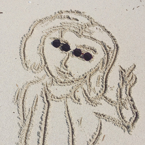 Μοντέρνα γυαλιά ηλίου - γυναίκες