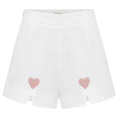 Οι γυναίκες ευρεία σορτς με όμορφα κεντήματα ροζ καρδιές
