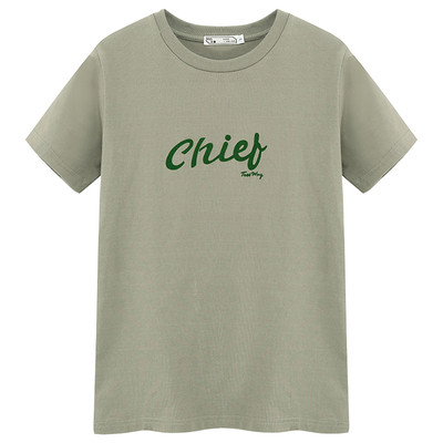 κομψό Γυναικεία μπλούζα με κοντά μανίκια και μια επιγραφή